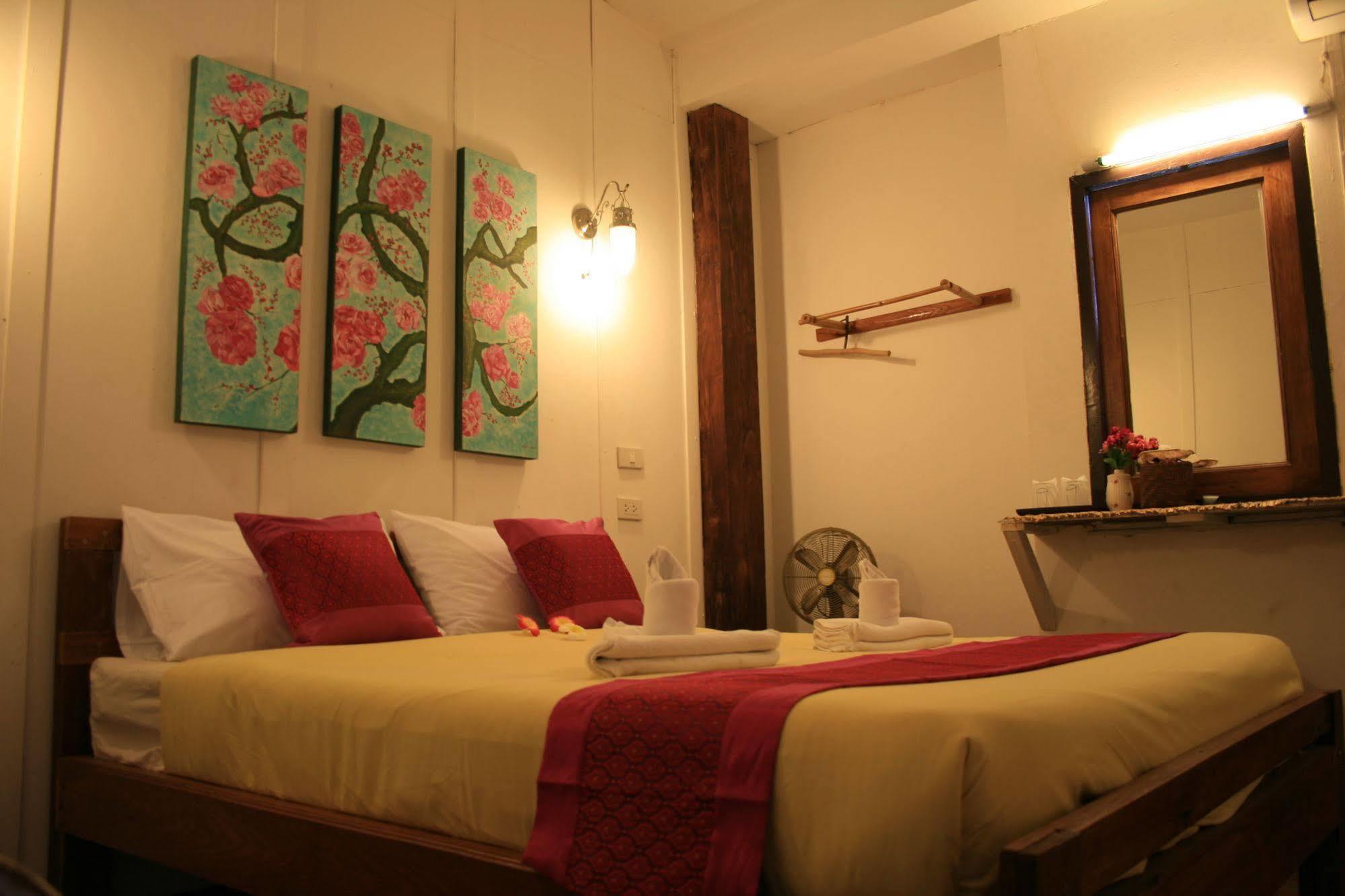 Paifah Boutique House Hotel Luaran gambar